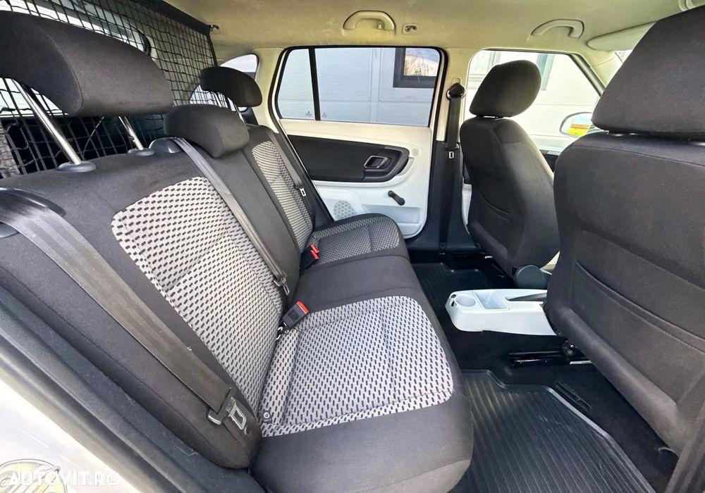 Skoda Fabia 1.6 TDI DPF Combi Ambiente - 19