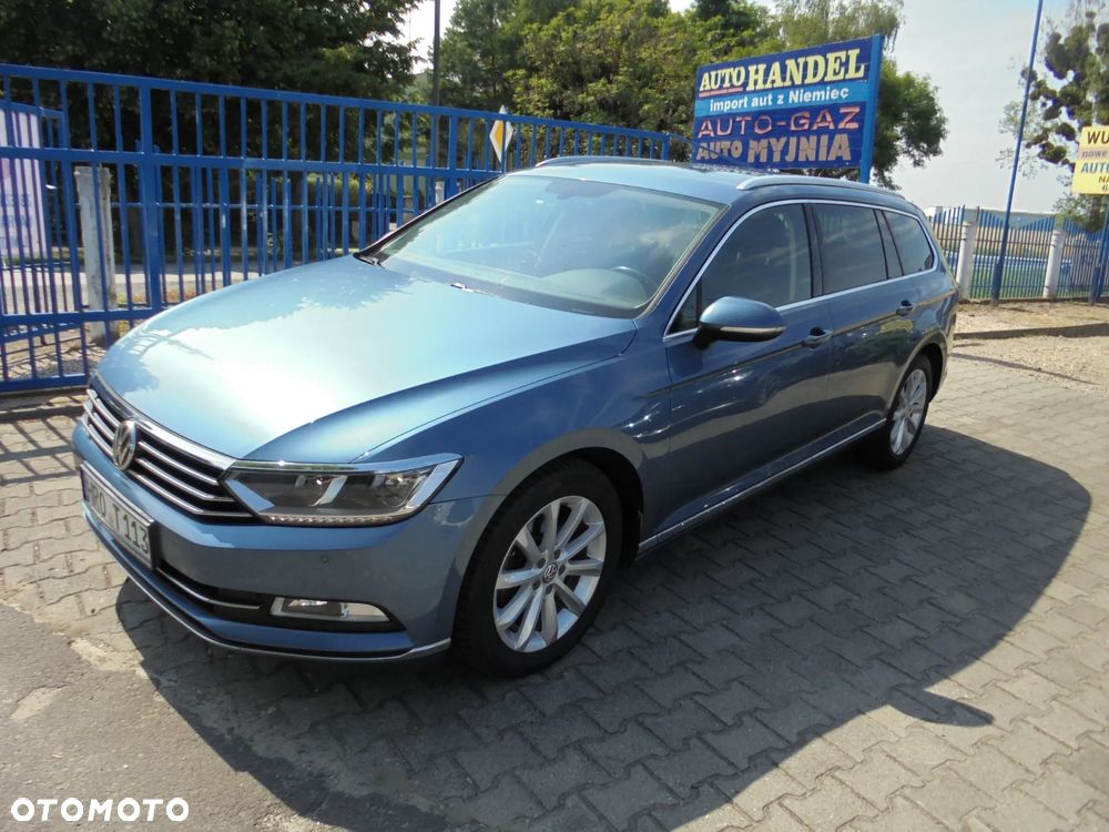 Volkswagen Passat Variant 2.0 TDI SCR BlueMotion Highline - 3
