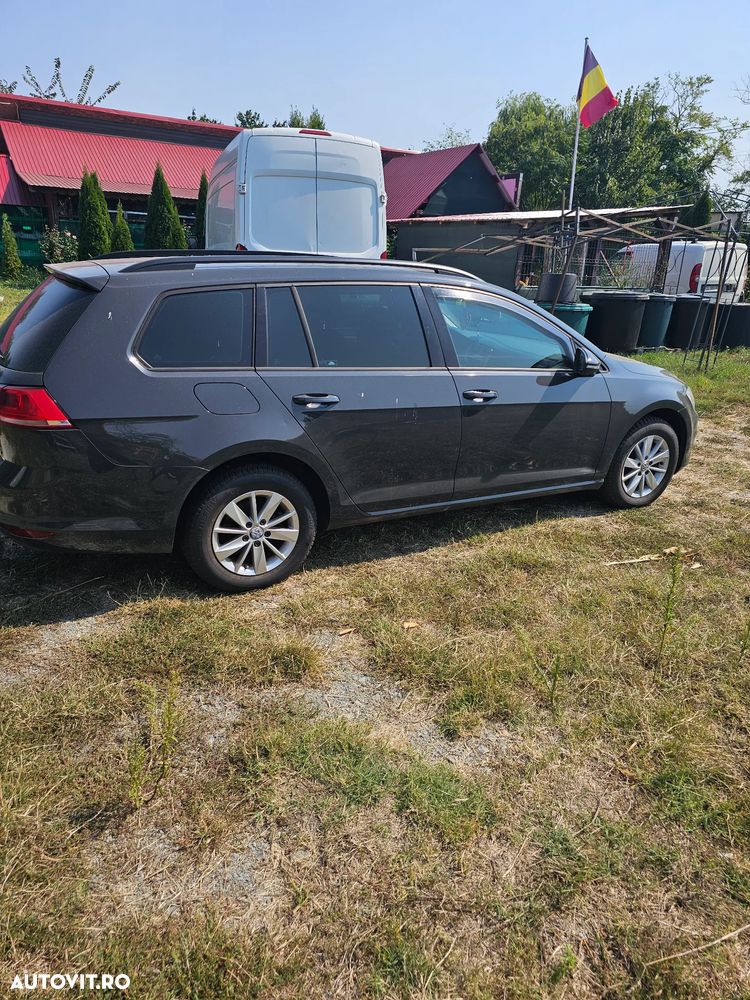 Volkswagen Golf 1.6 TDI 4Motion - 3