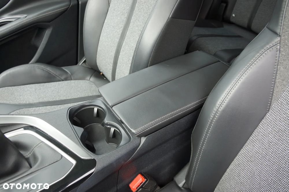 Peugeot 3008 2.0 HDi Active - 21