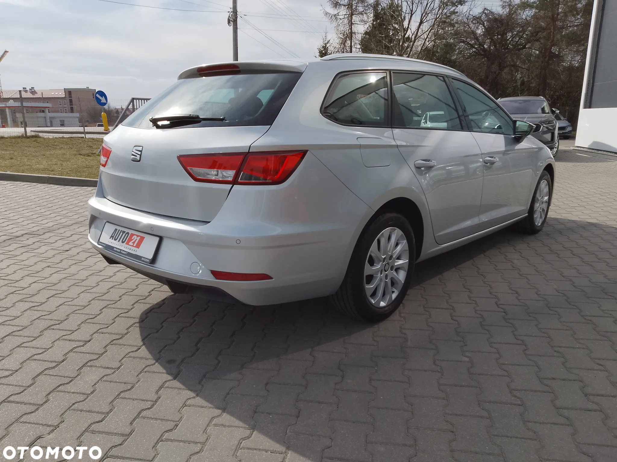 Seat Leon 1.6 TDI Style S&S DSG - 6