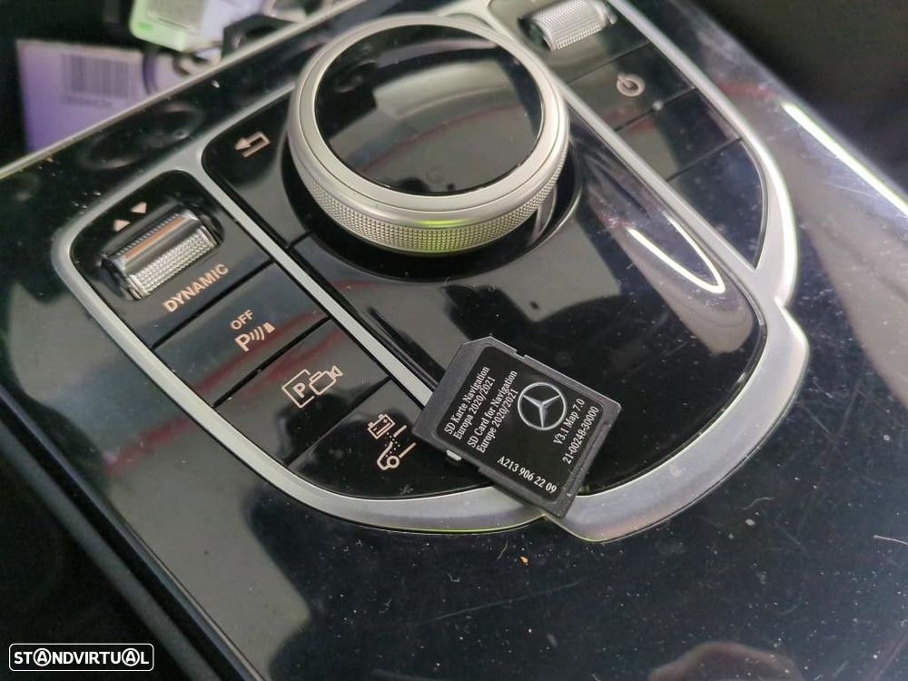 Mercedes-Benz C 300 de AMG Line - 13