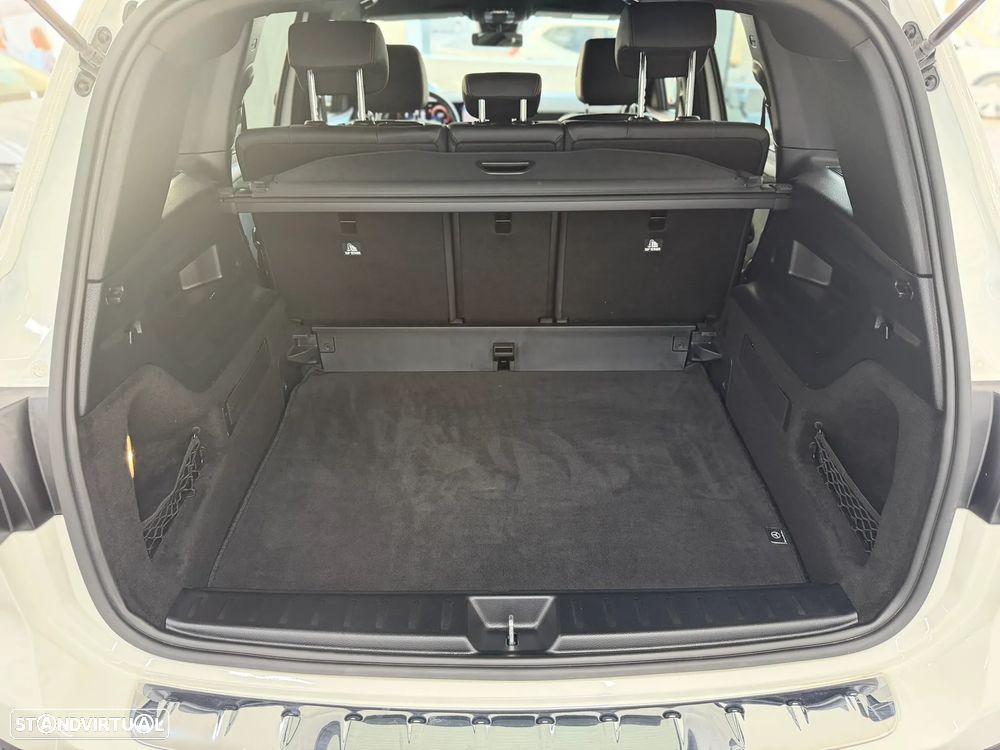 Mercedes-Benz GLB 180 d AMG Line - 55