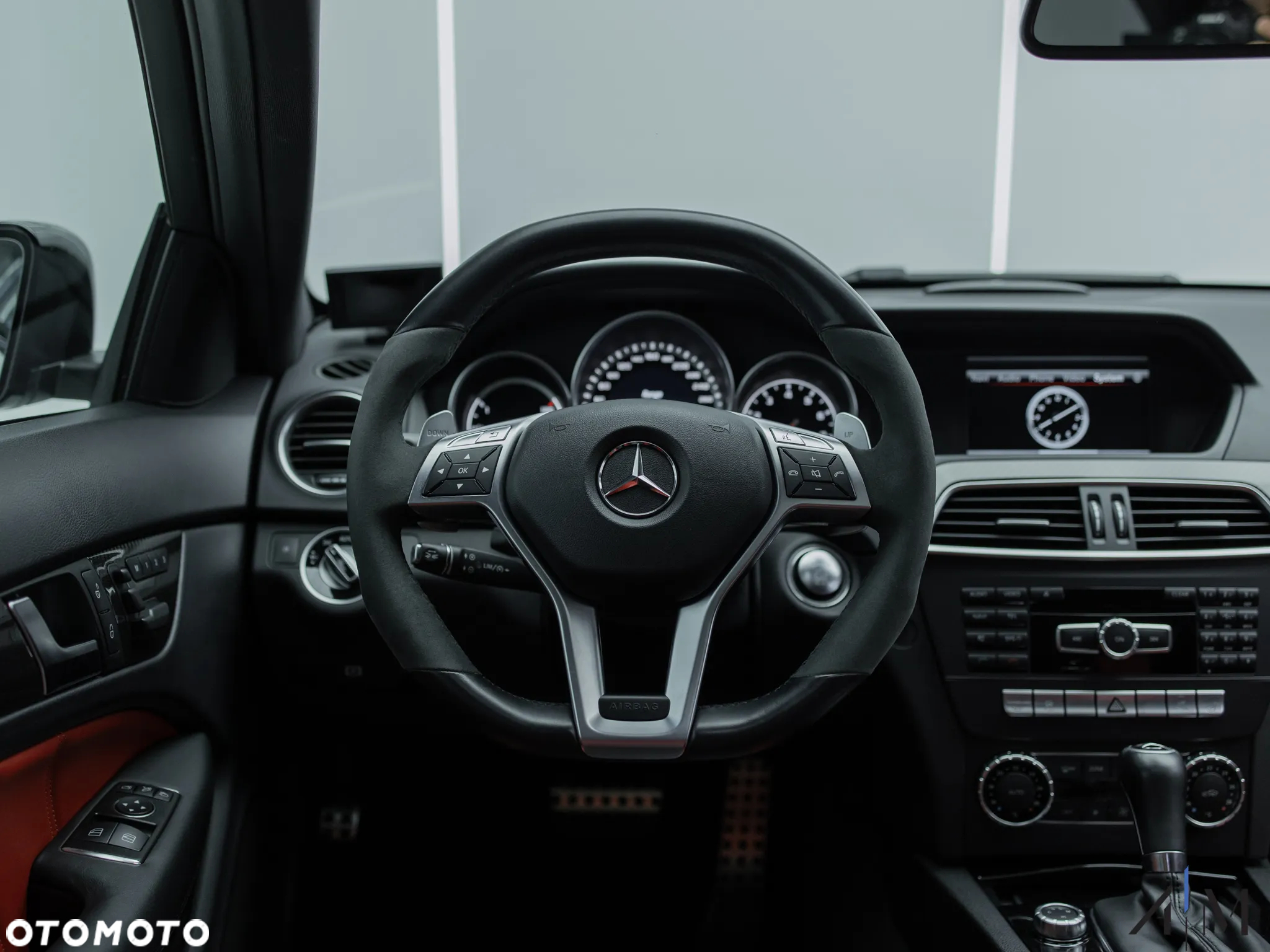 Mercedes-Benz Klasa C 63 AMG Coupe AMG SPEEDSHIFT MCT AMG Performance Package - 11