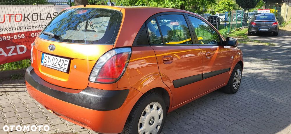 Kia Rio 1.4 / City - 3