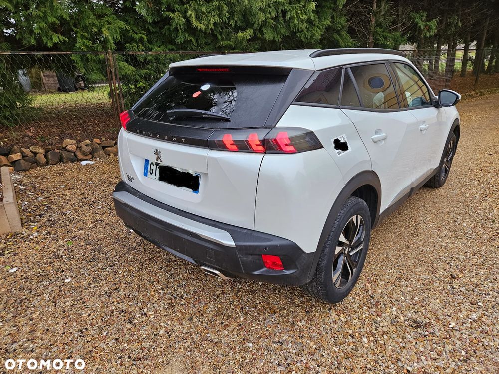 Peugeot 2008 PureTech 130 EAT8 Allure - 6