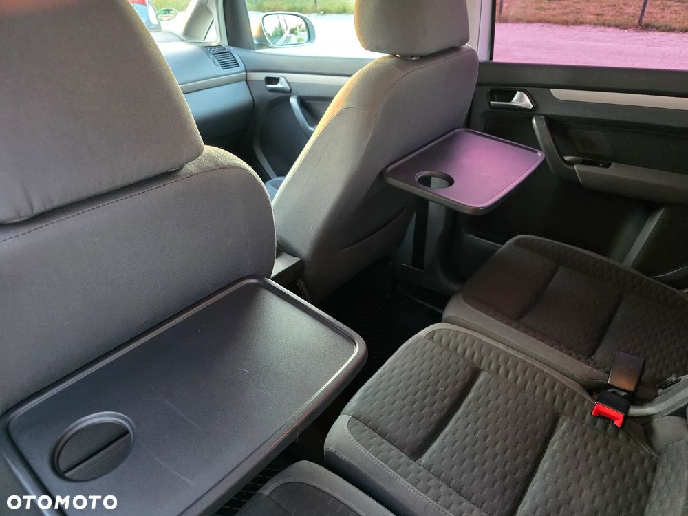 Volkswagen Touran 2.0 TDI DPF Comfortline - 17