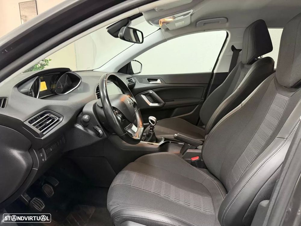 Peugeot 308 1.6 BlueHDi Active - 11