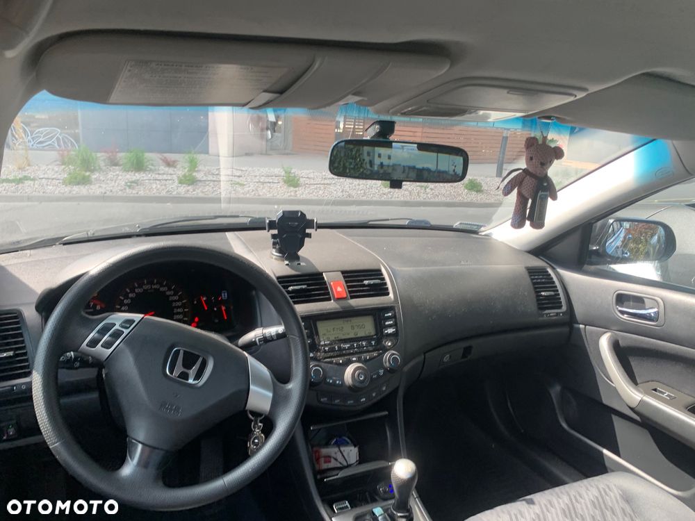 Honda Accord 2.0 Comfort - 21
