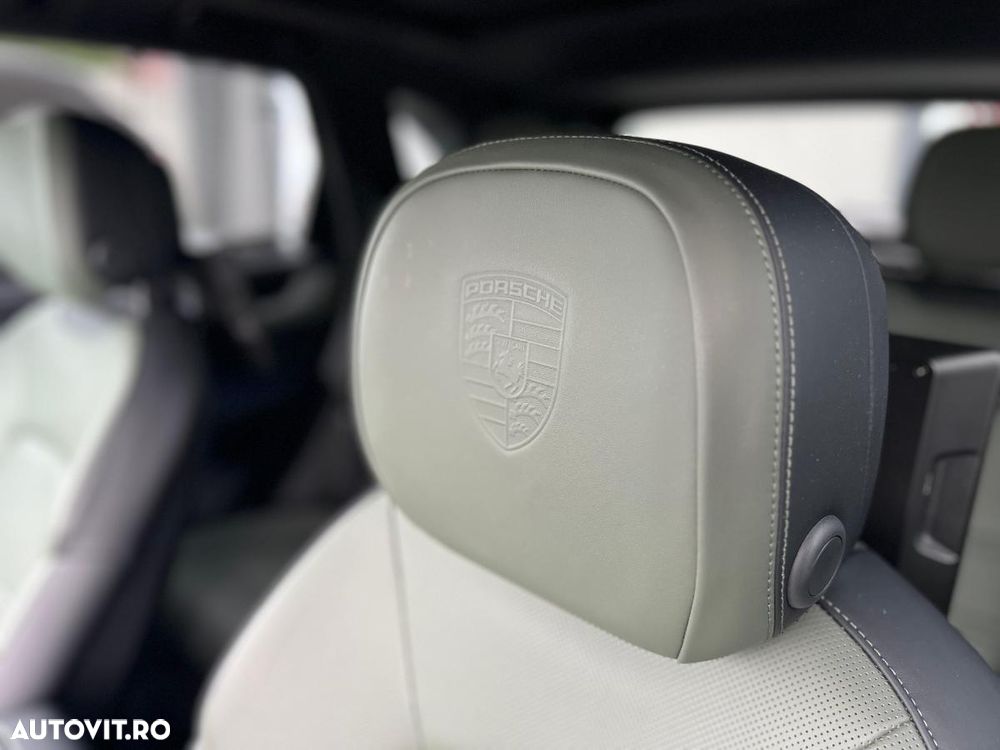 Porsche Cayenne - 14