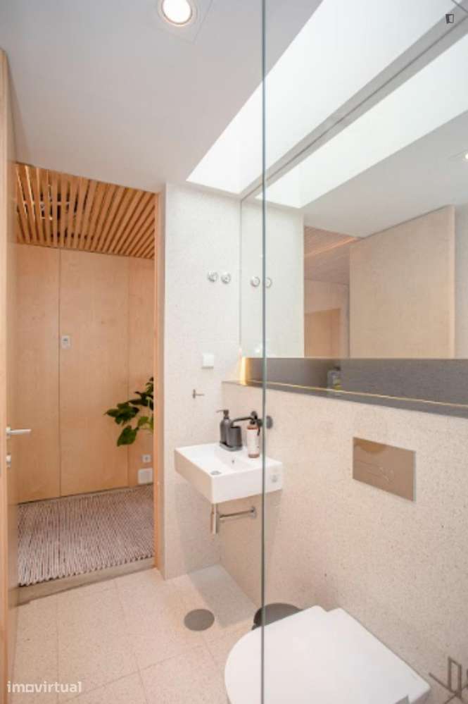 Apartamento com 1 quartos - localizado em Santo Ildefonso Porto - Grande imagem: 3/19
