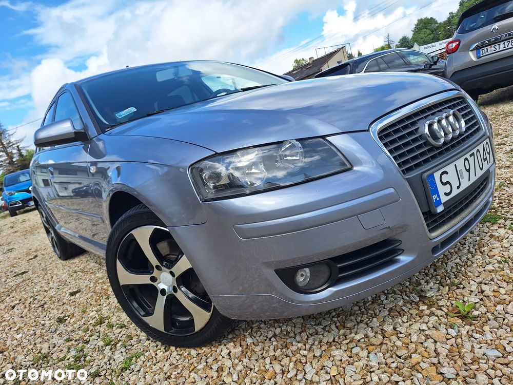 Audi A3 Sportback 2.0 TDI DSG Attraction - 2