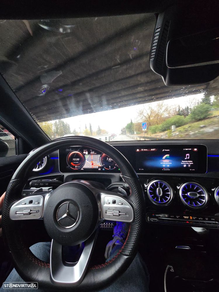 Mercedes-Benz A 180 d 7G-DCT AMG Line - 16