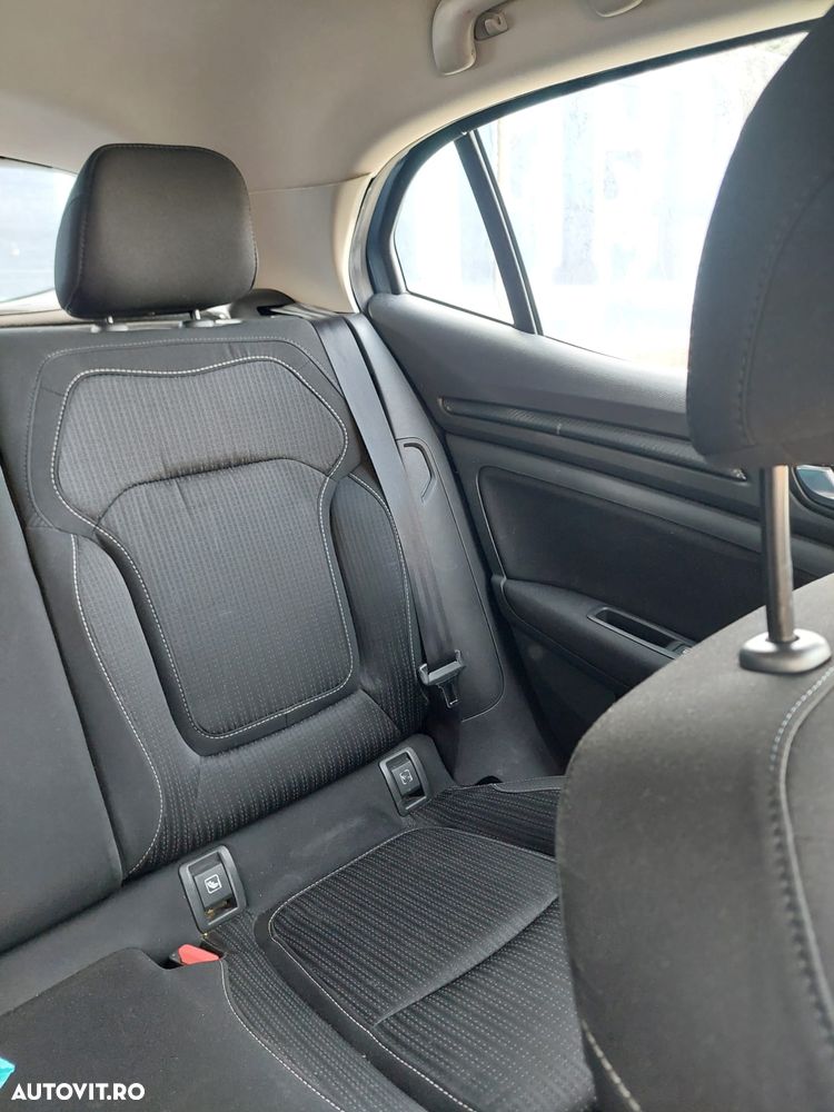 Renault Megane 1.5 dCi Dynamique Aut. - 7