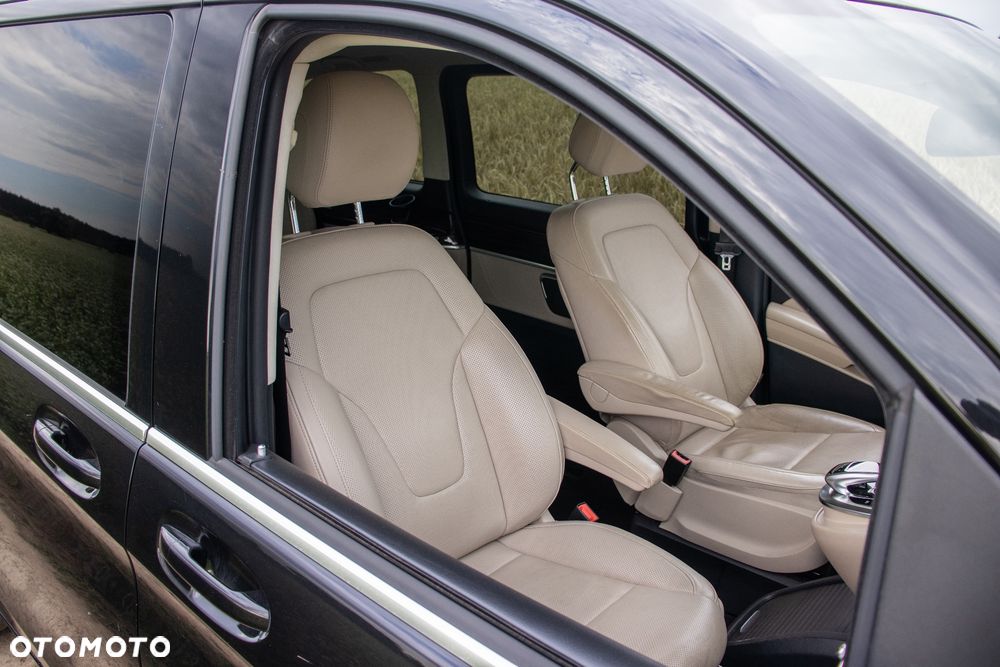Mercedes-Benz Klasa V 250 d 4-Matic Avantgarde 7G-Tronic - 24