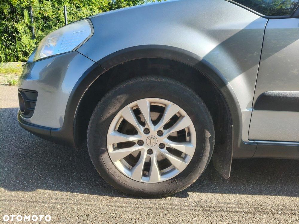 Suzuki SX4 1.6 VVT 4x2 Style - 18