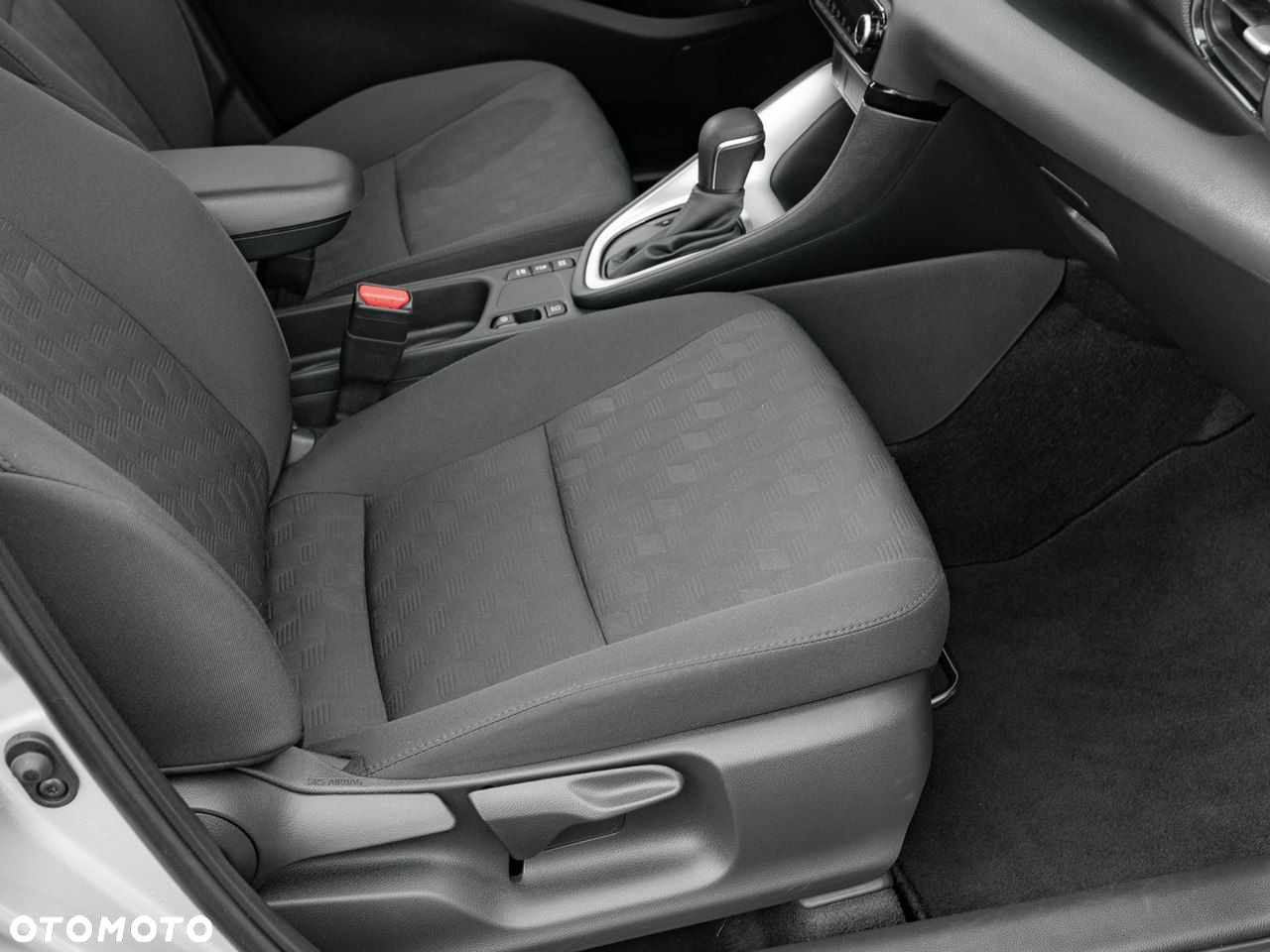 Toyota Yaris Hybrid 1.5 Comfort - 30