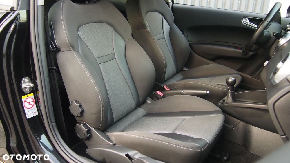 Audi A1 3-drzwiowe 1.2 TFSI admired - 11