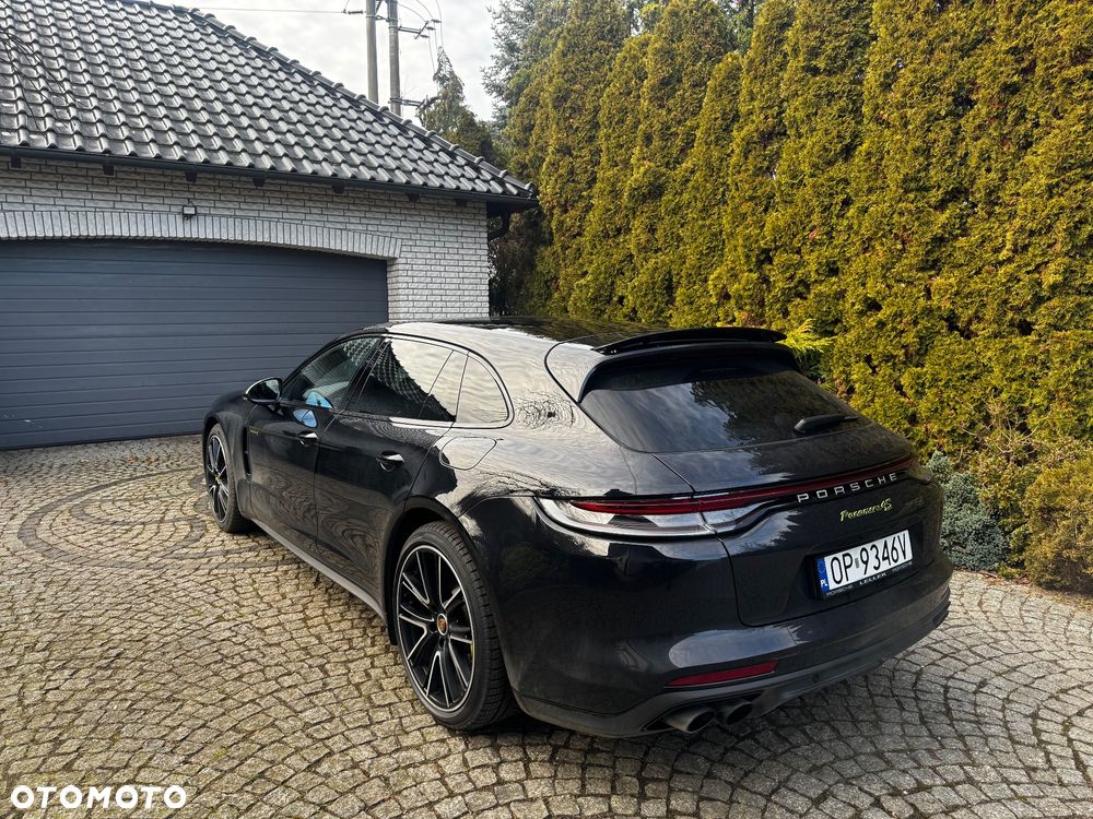 Porsche Panamera 4S - 5