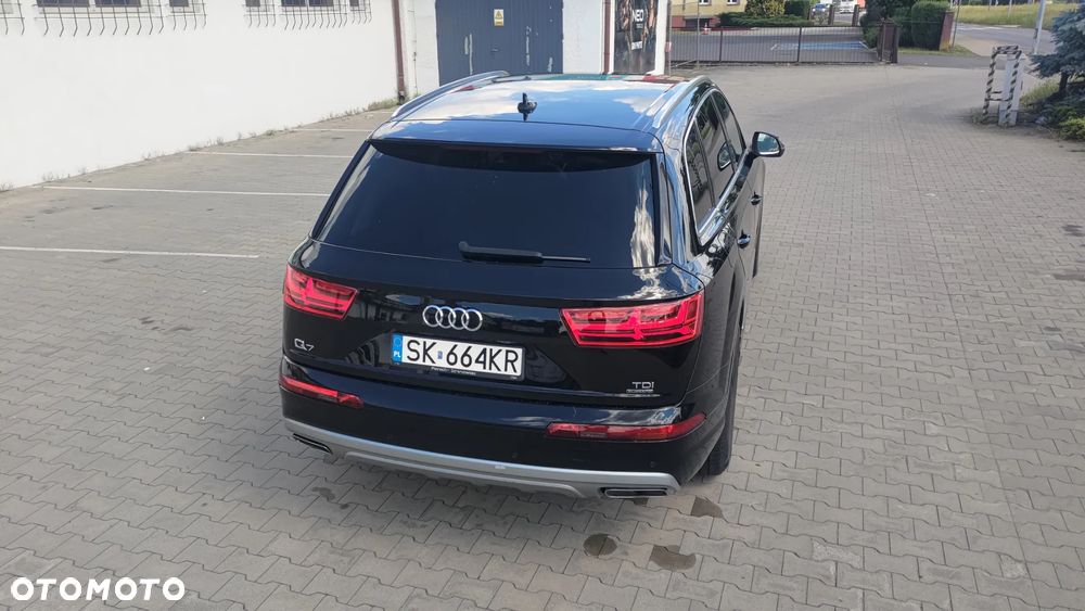 Audi Q7 - 17