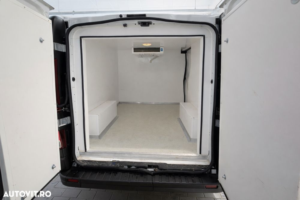 Renault Trafic - 7