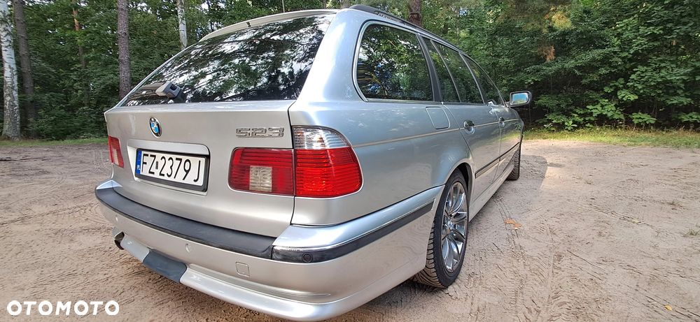 BMW Seria 5 - 16