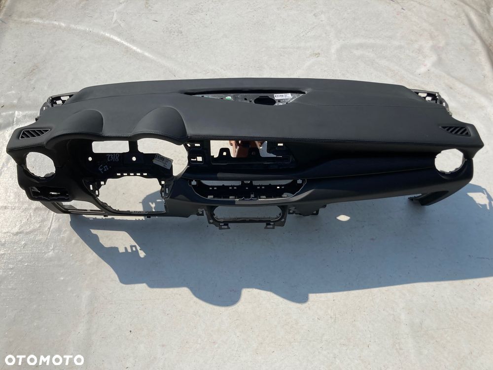 ALFA ROMEO GIULIA STELVIO TONALE DESKA KONSOLA KOKPIT PULPIT PÓŁKA PARAPET PODUSZKI POWIETRZNE KIEROWCY PASAZERA KOLANOWE KOLAN KOLANOWA PODUSZKA POWIETRZNA AIRBAG SRS AIR BAG PASY PAS naprawa SKÓRA USA KANADA CANADA DASHBOARD LEATHER  REPAIR - 13