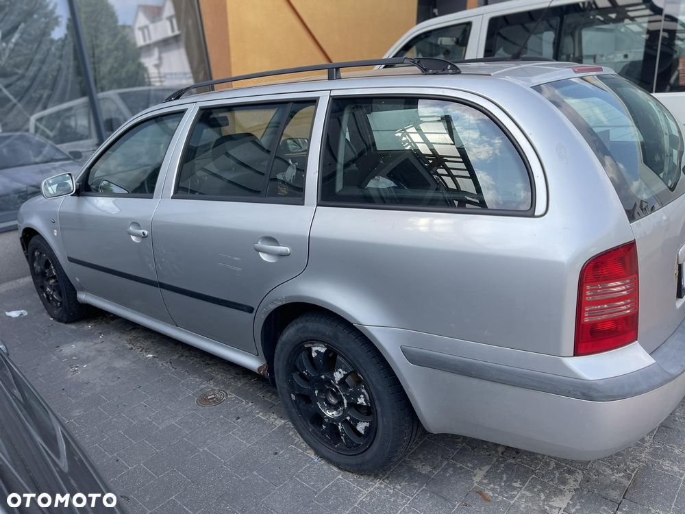 Skoda Octavia - 2