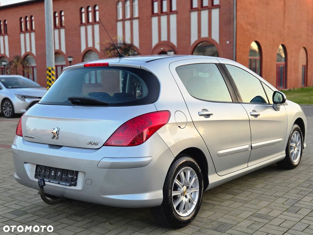 Peugeot 308 - 4
