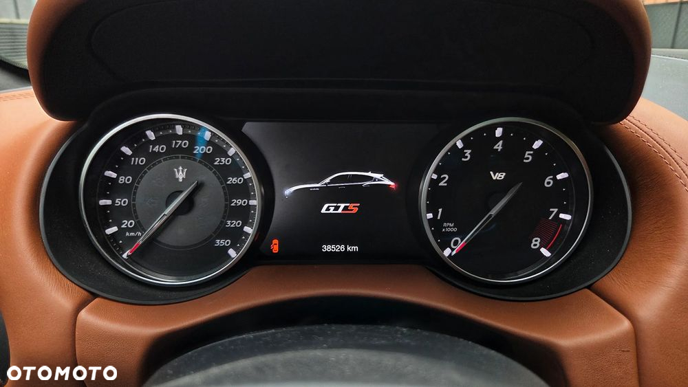 Maserati Levante GTS Q4 - 34