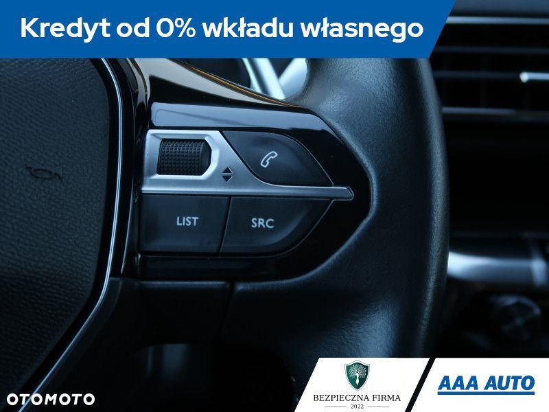 Peugeot 5008 - 24