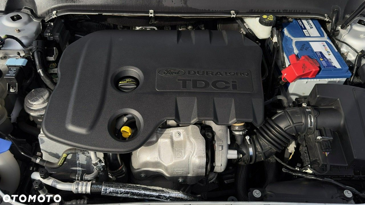 Ford Mondeo - 37