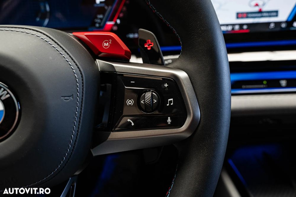 BMW M5 xDrive - 17