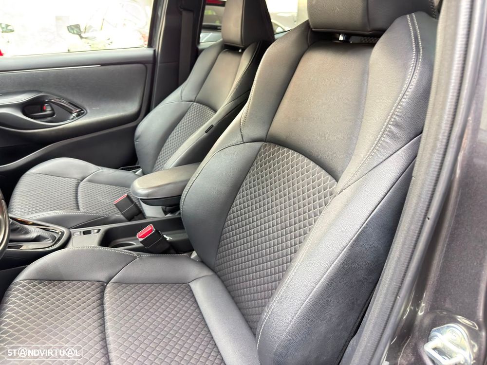 Toyota Yaris 1.5 HDF GR Sport - 36