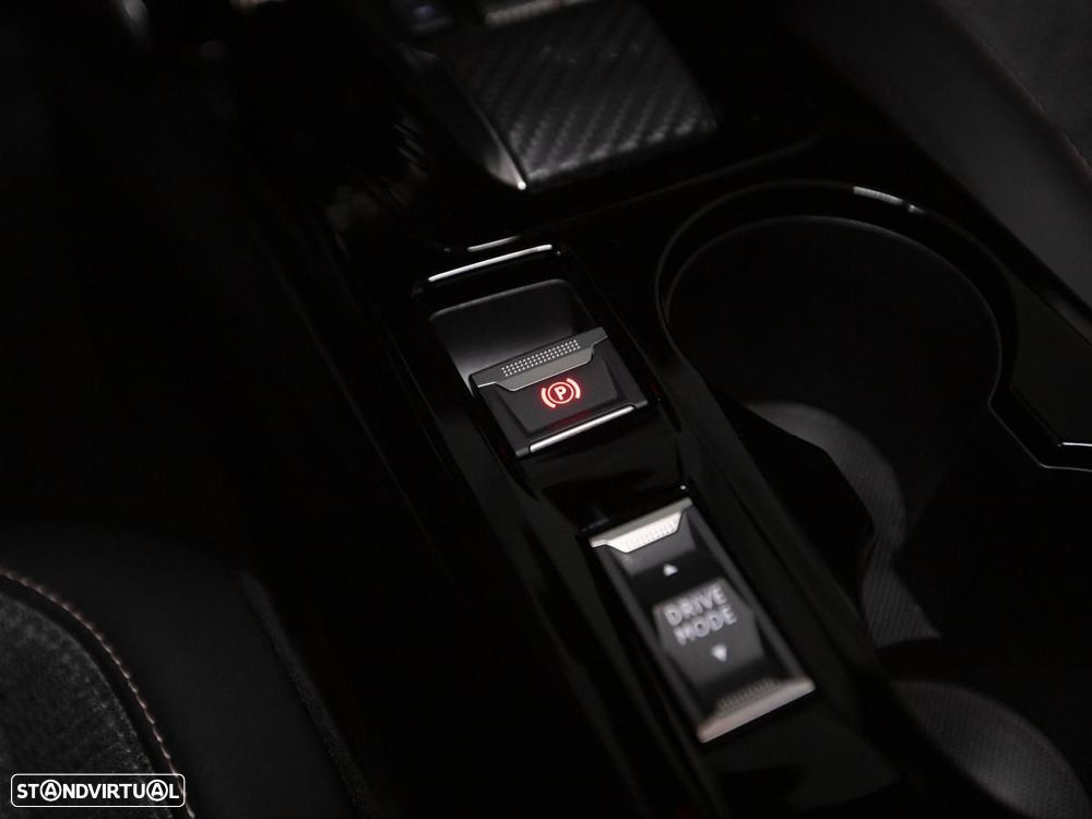 Peugeot 2008 1.2 PureTech Allure EAT8 - 27