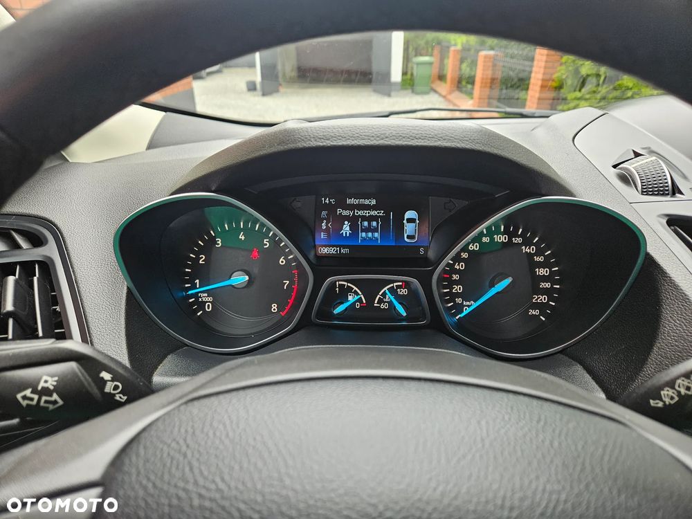 Ford Kuga - 13