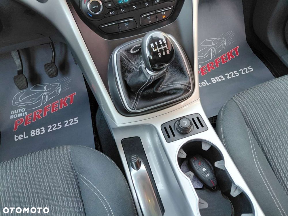 Ford Grand C-MAX - 22
