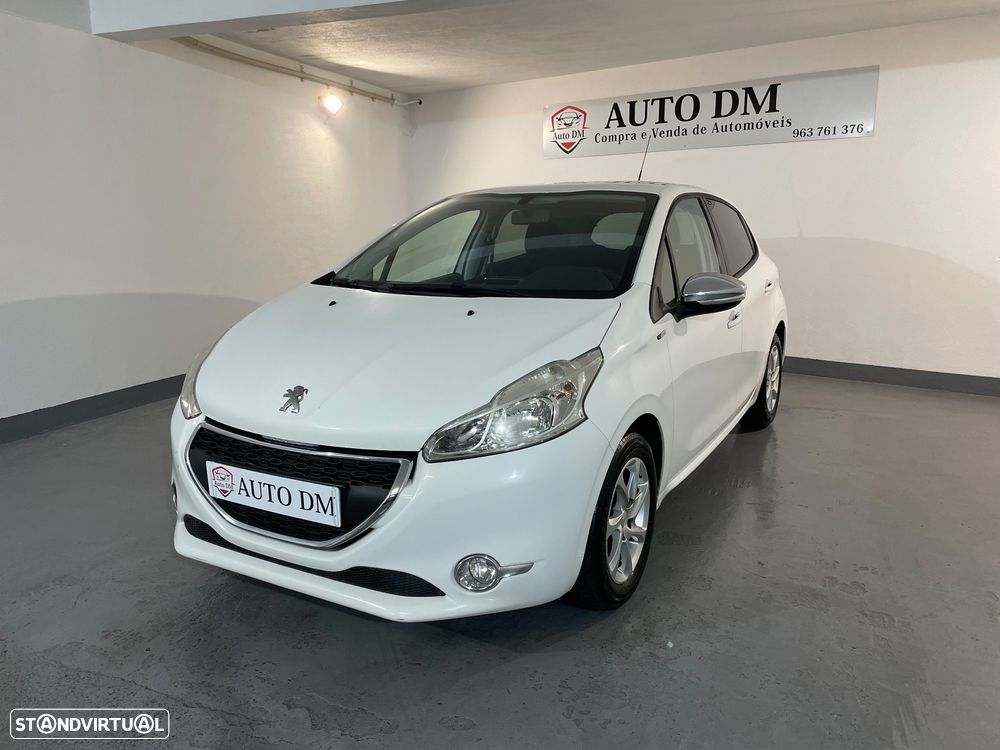 Peugeot 208 82 PureTech Style - 1