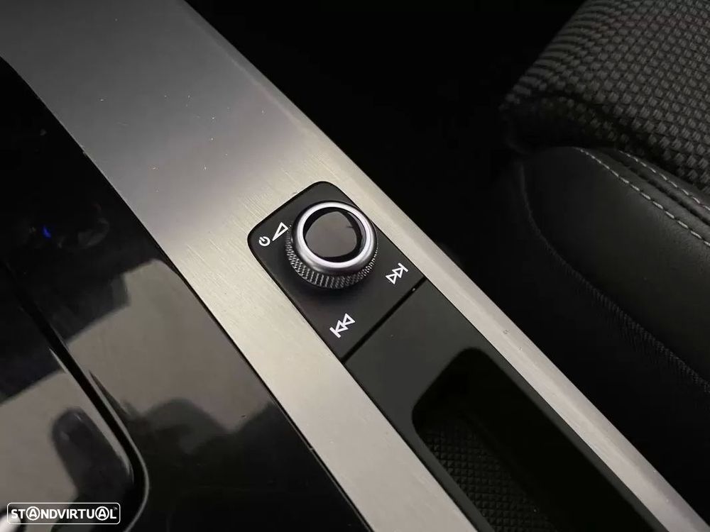 Audi Q5 Sportback 50 TFSIe quattro S tronic S line — fotografia 37