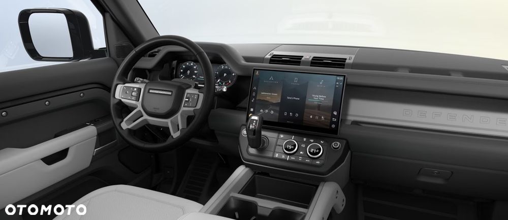 Land Rover Defender - 5