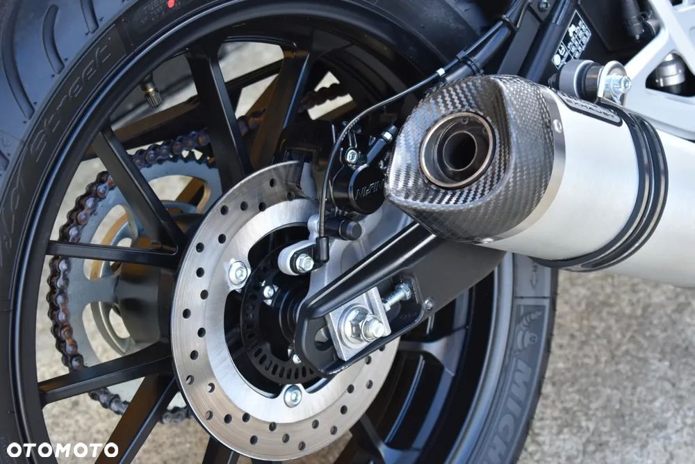 Yamaha MT - 30