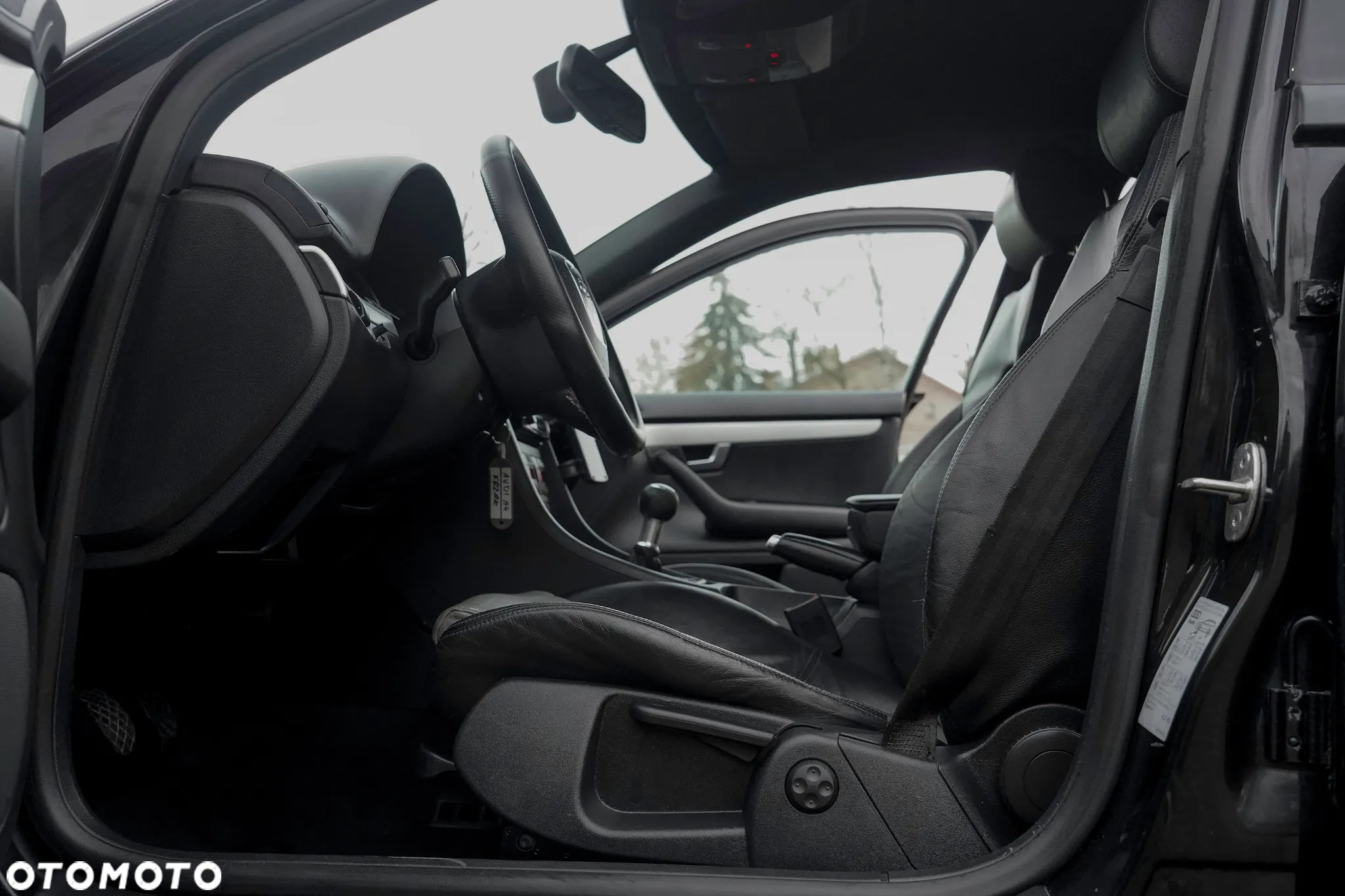 Audi A4 Avant 2.0 TDI - 33