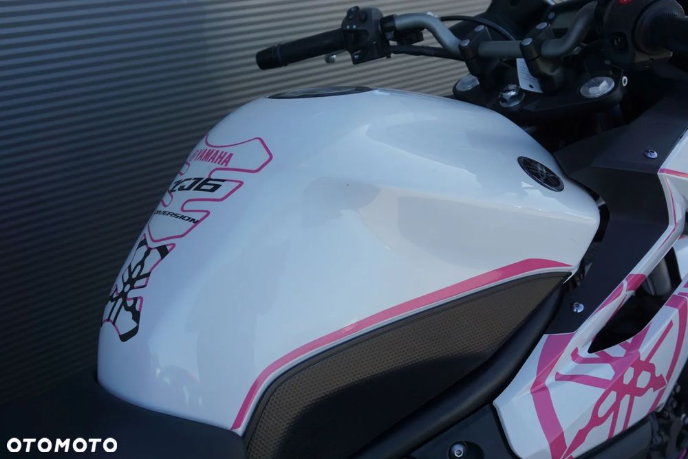 Yamaha XJ - 6