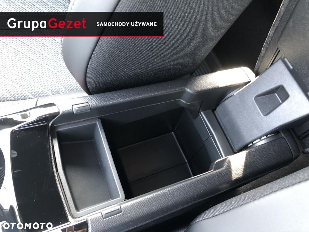 Peugeot 2008 - 21