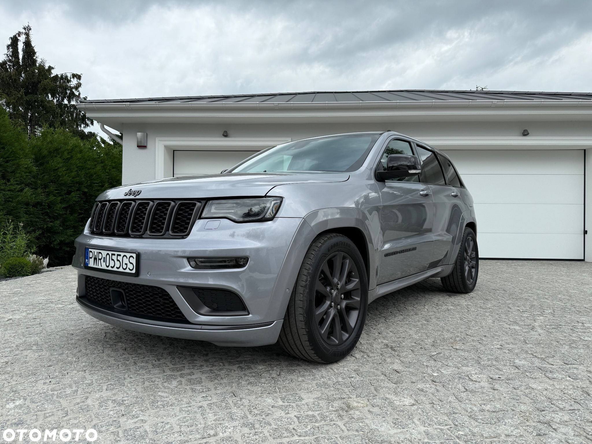 Jeep Grand Cherokee - 2