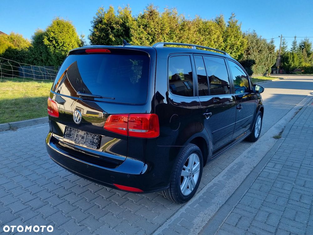 Volkswagen Touran 2.0 TDI DPF BlueMotion Technology MATCH - 4