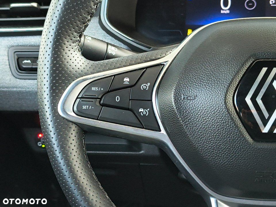 Renault Clio - 21