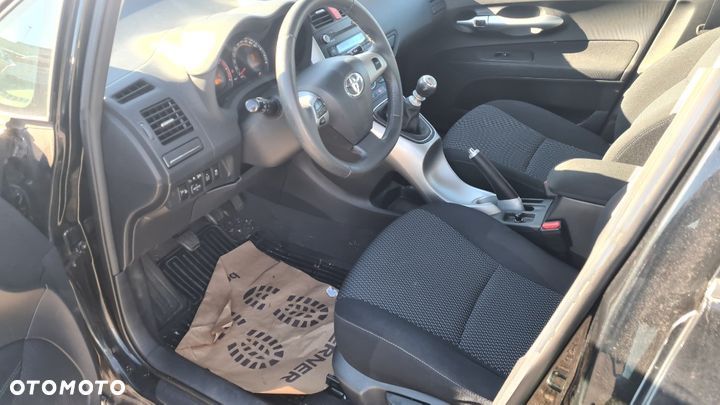 Toyota Auris - 6