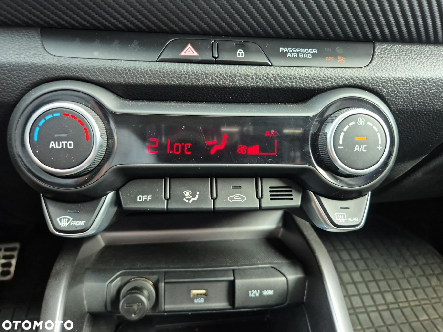 Kia Stonic - 21