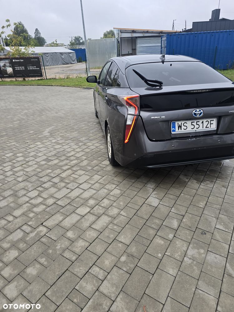 Toyota Prius - 2